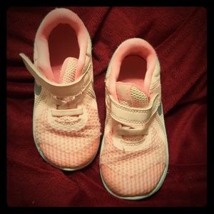 Nike toddler size 8